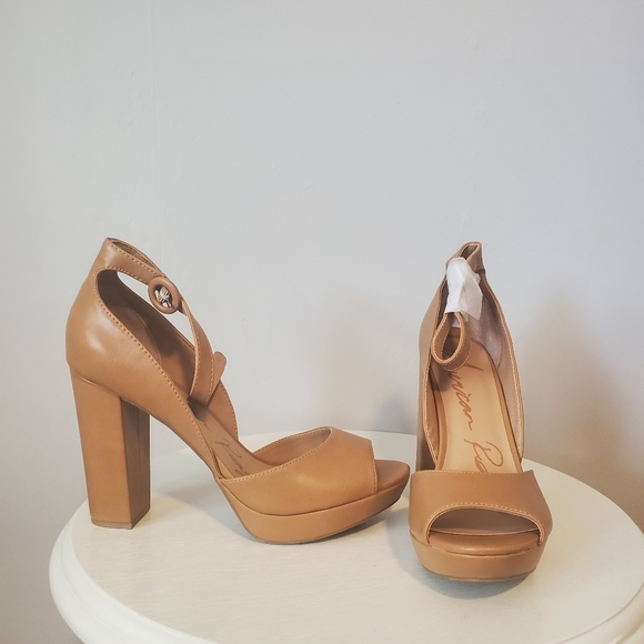 Platform shoes - Picture 2 of 7